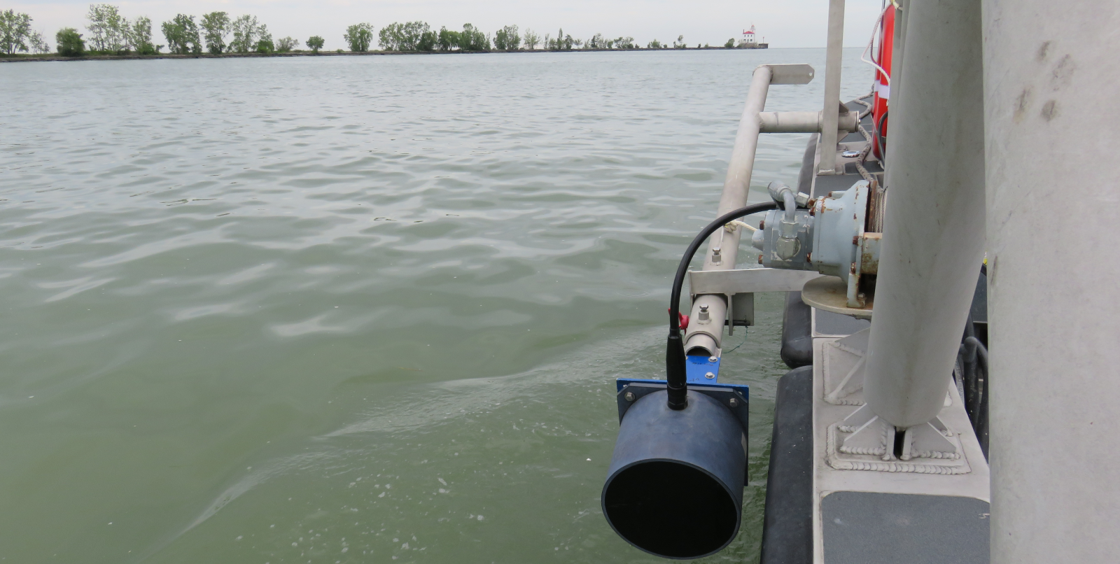 Hydroacoustic transducer mounted to boat on Lake Erie