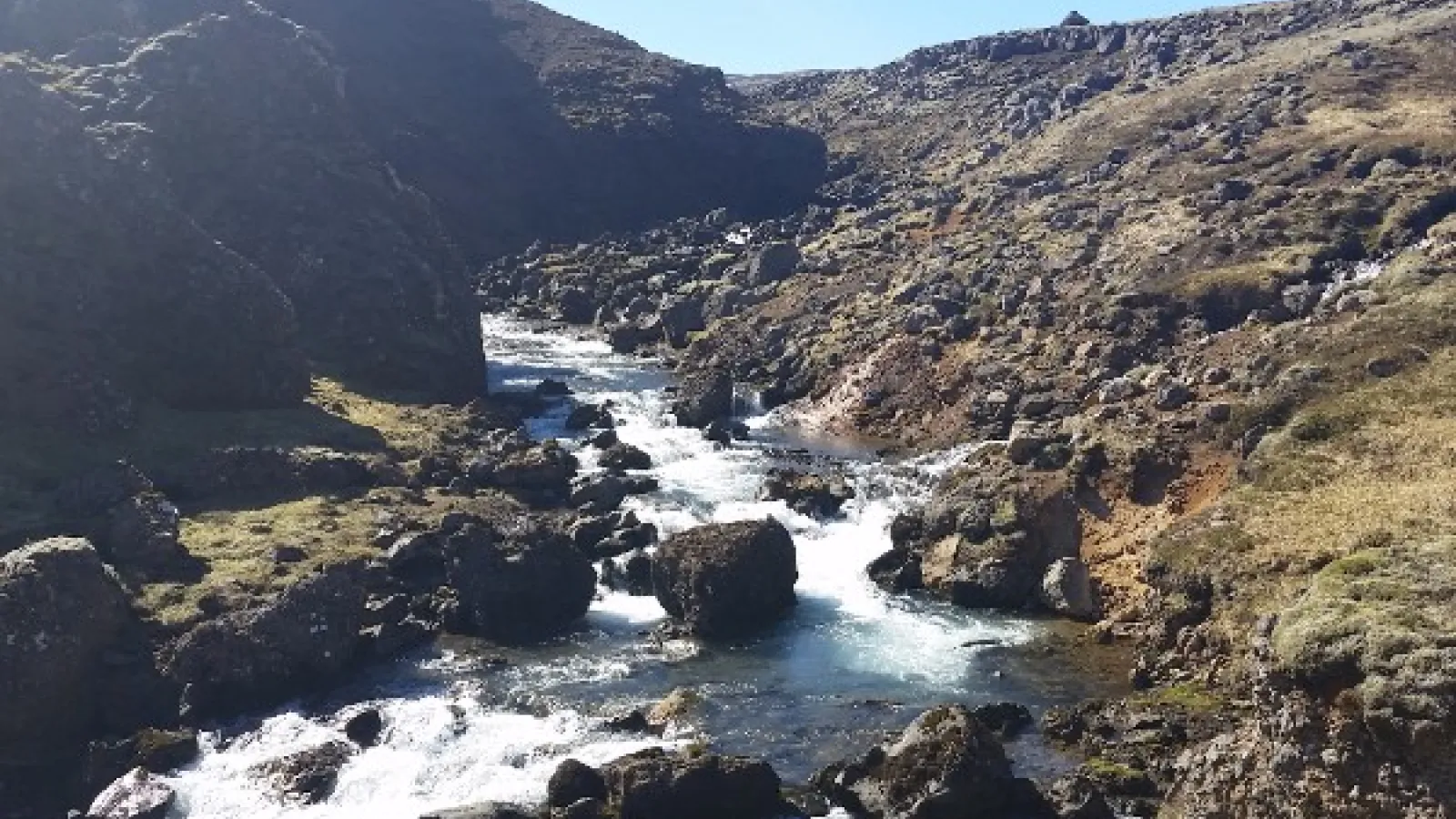 Iceland stream 