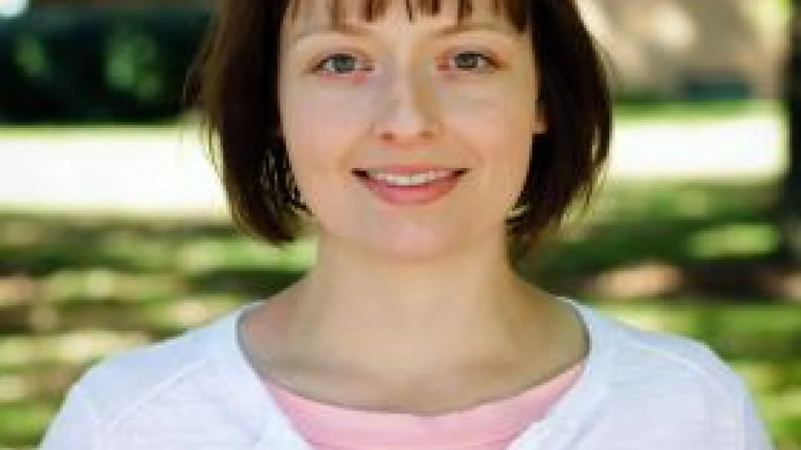Headshot of Ruth Briland
